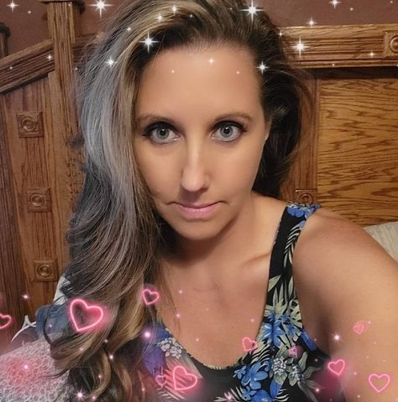 Meet your Posher, Dee - Picture 1 of 1